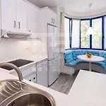 House 46 Duplex